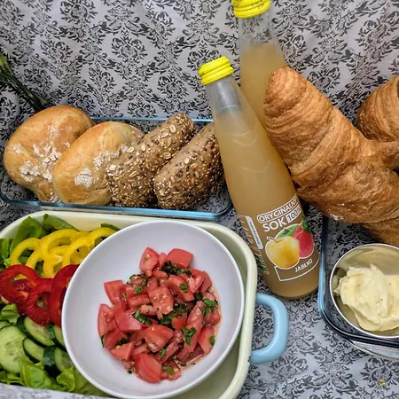 Sb With Sauna בית אירוח *